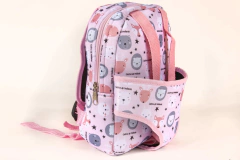 Mochila con accesorios en internet