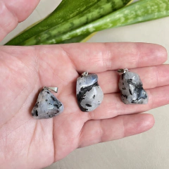 Pingente Pedra da Lua - Autoconhecimento na internet