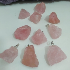 Pingente de Quartzo Rosa - Pedra Bruta - Ametysta - Loja de Cristais e Produtos de Bem Estar, Holísticos e Místicos