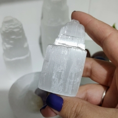 Torre de Selenita - Limpeza Energética - Pedra Bruta com 6 cm na internet