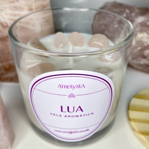 Lua - Vela Aromática Rosas e Jasmim + Quartzo Rosa