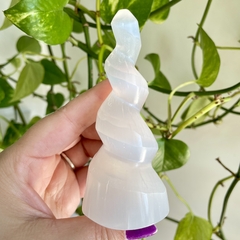 Espiral Ponta de Selenita - Limpeza Energética - Ametysta - Loja de Cristais e Produtos de Bem Estar, Holísticos e Místicos