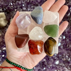 Kit Cristais dos 7 Chakras + Selenita - Equilíbrio Energético - pedras roladas - loja online