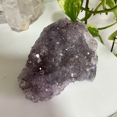 Drusa de Ametista - Espiritualidade e Sabedoria - peça única - 528g - comprar online