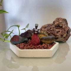 Xangô Altar - Cristais + Imagem + Suporte