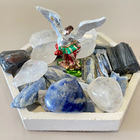 São Miguel Altar - Cristais + Imagem + Suporte - comprar online