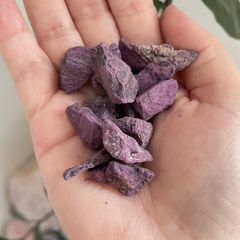 Purpurita - Proteção Psíquica - pedra bruta - Ametysta - Loja de Cristais e Produtos de Bem Estar, Holísticos e Místicos