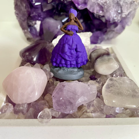 Nanã Altar - Cristais + Imagem + Suporte - comprar online