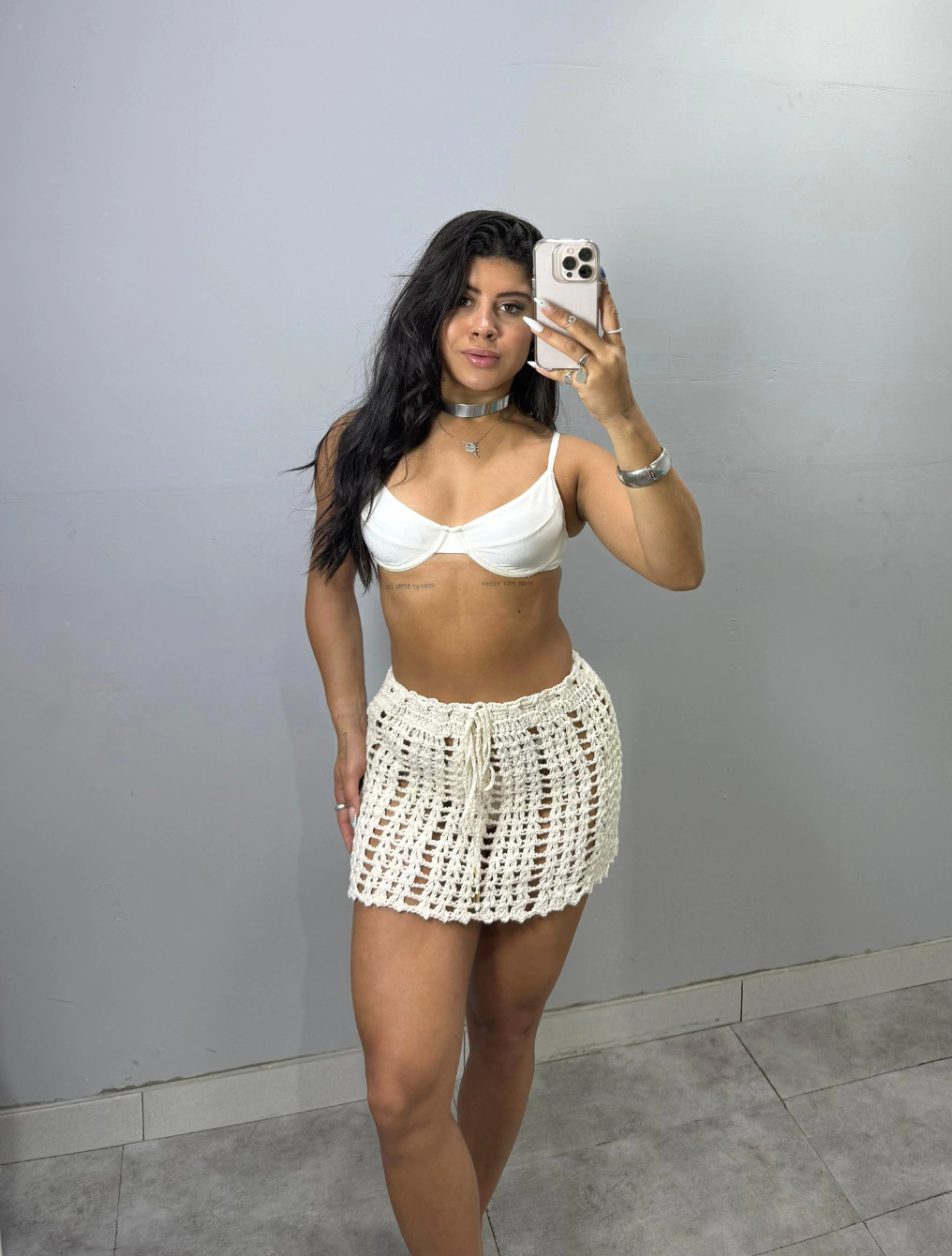 Saia Feminino de Praia Comprimento Curto de Croche Francisca | Areia