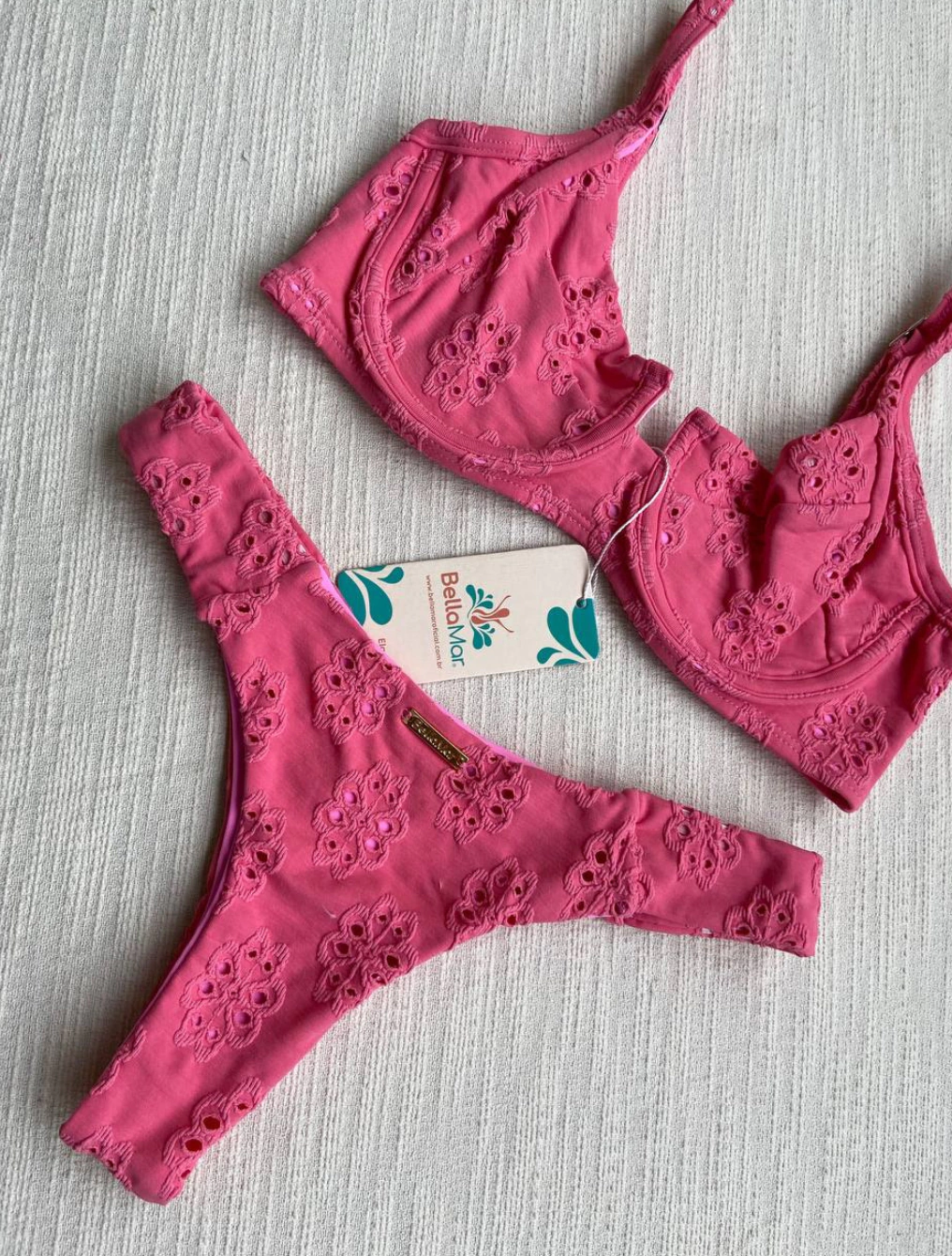 Biquíni Aro Retro Meia Taça e Calcinha Aviador Semi Fio Tecido Lese June | Rosa Chiclete