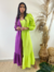 Saída Longa Com Manga Bufante E Tecido Bicolor Vivi | Verde Lima com Roxo - BELLA MAR ATACADO