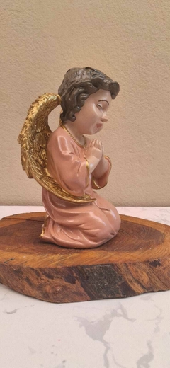 Anjo Ajoelhado rosa 22 x 15 cm- gesso - na internet