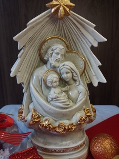 Sagrada família pinheiro 22 cm - comprar online