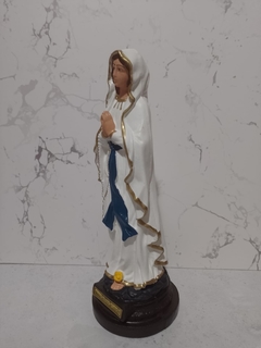Nossa Senhora de Lourdes de látex 30 cm na internet