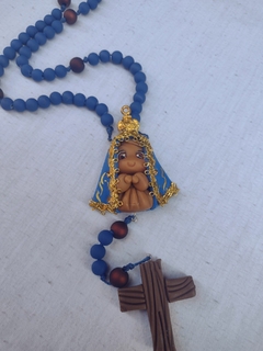 Terço biscuit Nossa Senhora Aparecida