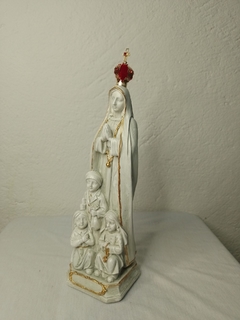 Nossa Senhora de Fátima com Pastorinhos 20 cm - loja online