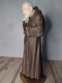 São Padre Pio 30 cm - gesso - loja online