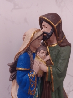 Sagrada Família Carinho 23 cm Colorida - comprar online