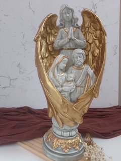 Sagrada família com o Anjo 32 cm - comprar online