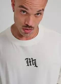 OVERSIZED MONTE LESTE na internet