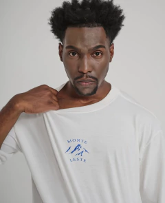 CAMISA OVERSIZED PREMIUM MONTE LESTE na internet