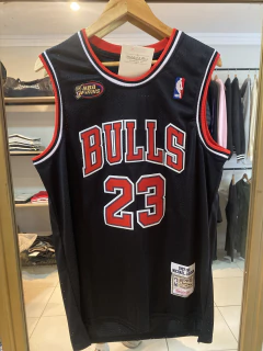 RAGATA NBA CHICAGO na internet