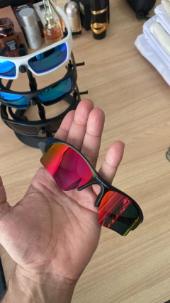 HALF JACKED na internet