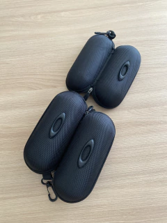 CASE OAKLEY (PARA ÓCULOS)