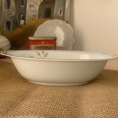 Ensaladera Noritake. 27 cm de largo. en internet
