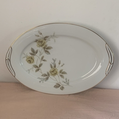 Imagen de Fuente ovalada Noritake. 31 cm largo.