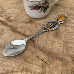 Cucharita de colección, en metal plateado. Miami. - El campito antigüedades