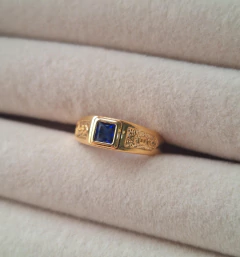 Anel ABC Pedra Azul na internet