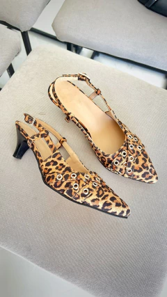 Stilettos Mega Leopardo ojalillos - comprar online