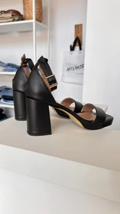 Sandalias Carola Negro en internet