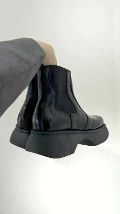 Borcego Bilbao Negro Charol