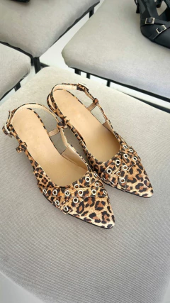 Stilettos Mega Leopardo ojalillos en internet