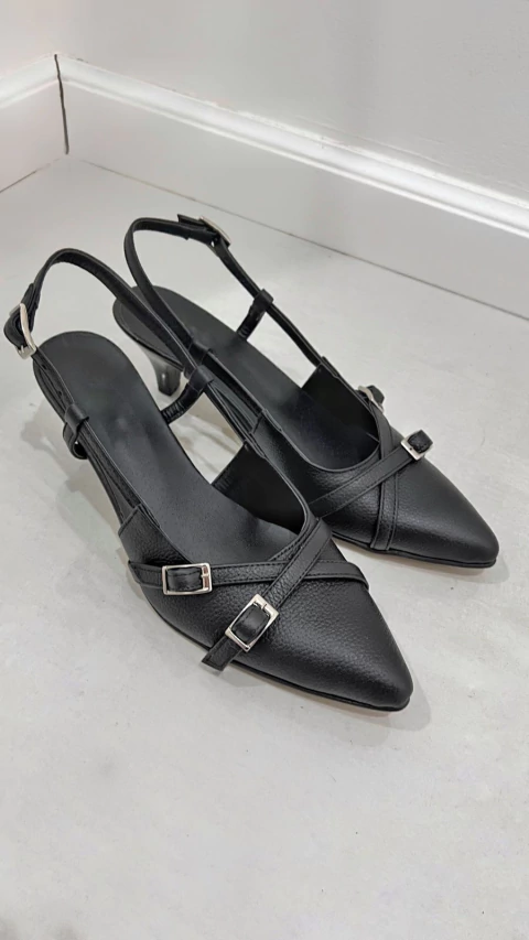 Stilettos Mega Negro - comprar online