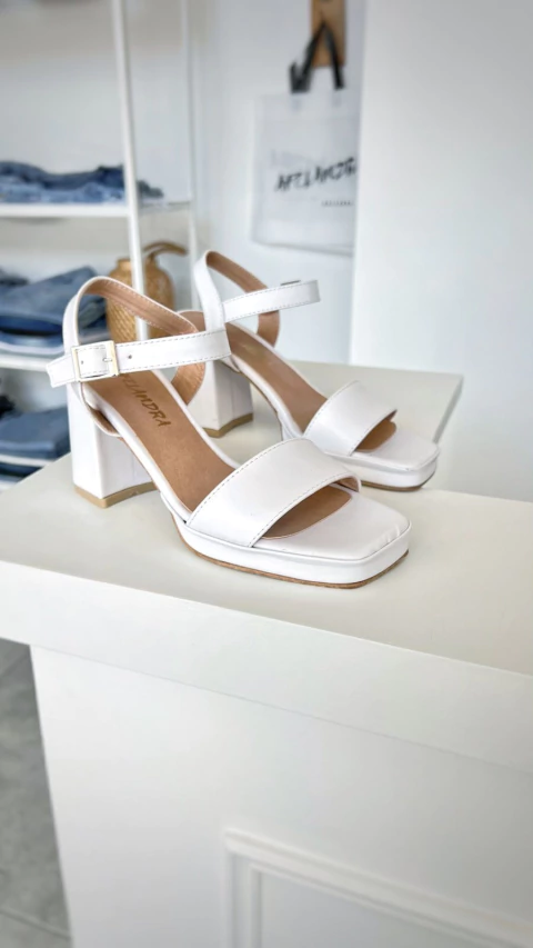 Sandalias Carolina Blanco - comprar online