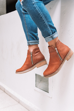 Bota Mora suela - comprar online