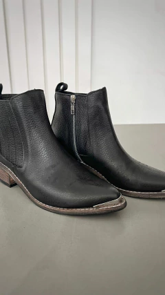 Bota Colo Negro en internet