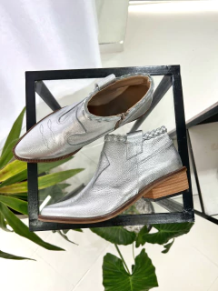 Botineta Ona Plata - comprar online