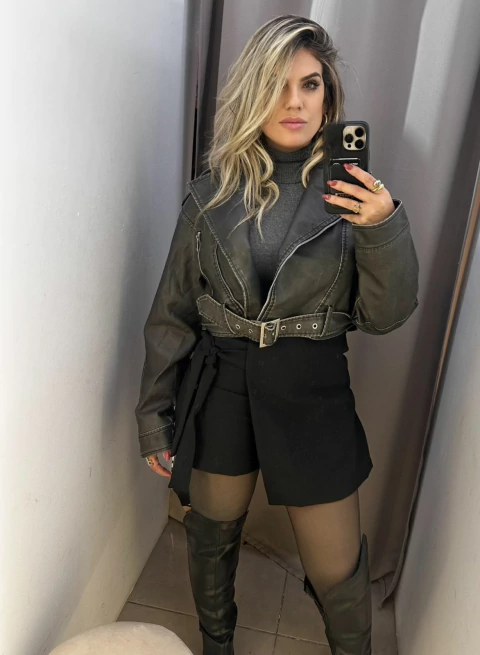 Shorts Saia Assimétrico - comprar online