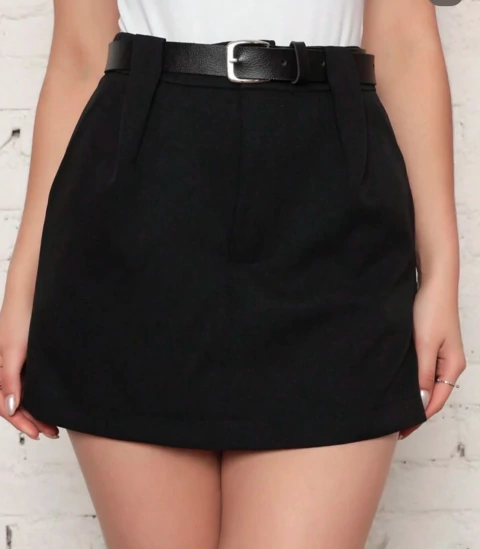 Shorts Saia de Alfaiataria