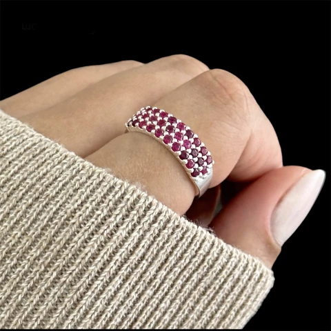 Anel pedras rosa - Prata Legítima