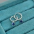 Brinco argola com pedra redonda 19.4 mm. - loja online