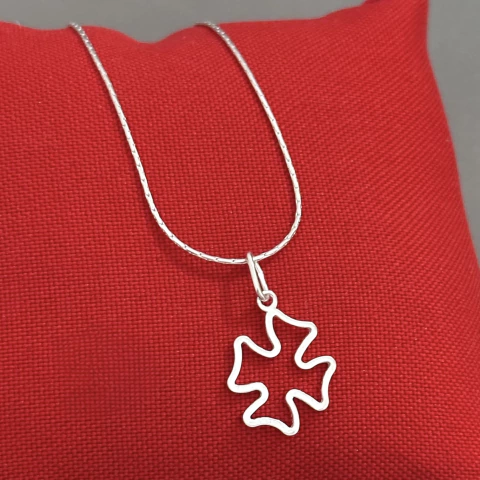 Colar 40 cm. c/ pingente trevo vazado - Prata Legítima