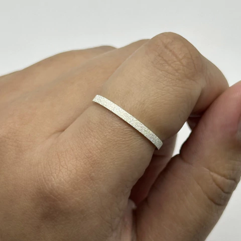 Aliança quadrada fosca 2 mm. Prata Legítima - comprar online