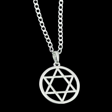 Corrente grumet 70 cm. 2.8 mm. c/ pingente estrela de Davi 32.3 mm. Prata Legítima