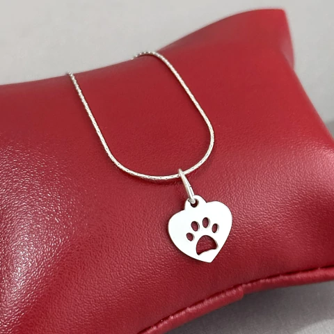 Colar 45 cm. c/ pingente pata e coração - Prata Legítima