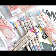 Caneta Caligráfica Zig Kuretake 052 Apricot - JCN Artes